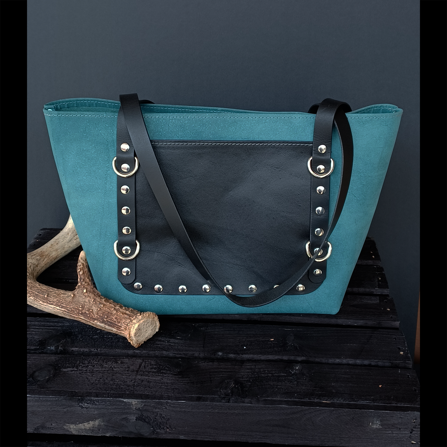 Dustwalker Tote - Small Slate Blue. Black Accents. Rivets & D Rings 206