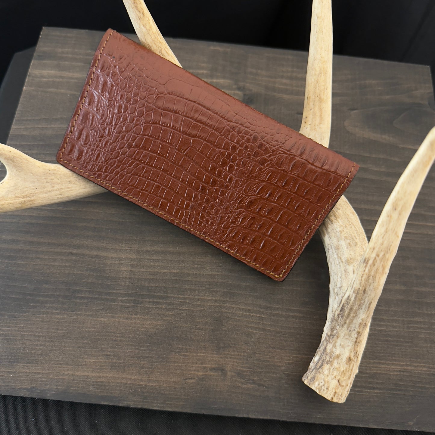 Checkbook Cover. Embossed Crocodile. Tan Stitch. #145