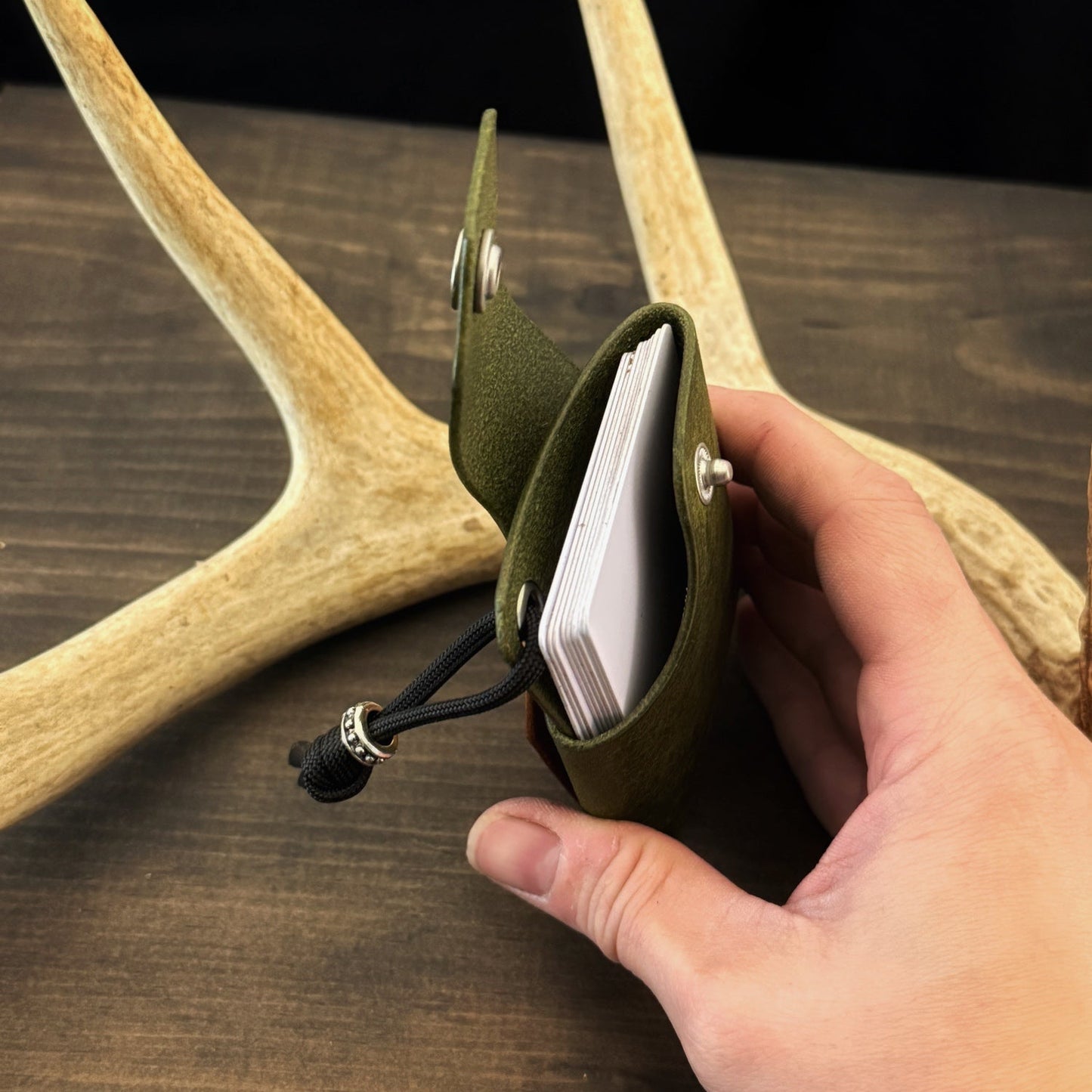Tauren EDC Wallet Olive Pueblo. Olmo Pueblo Pocket. Tan Stitch. #141