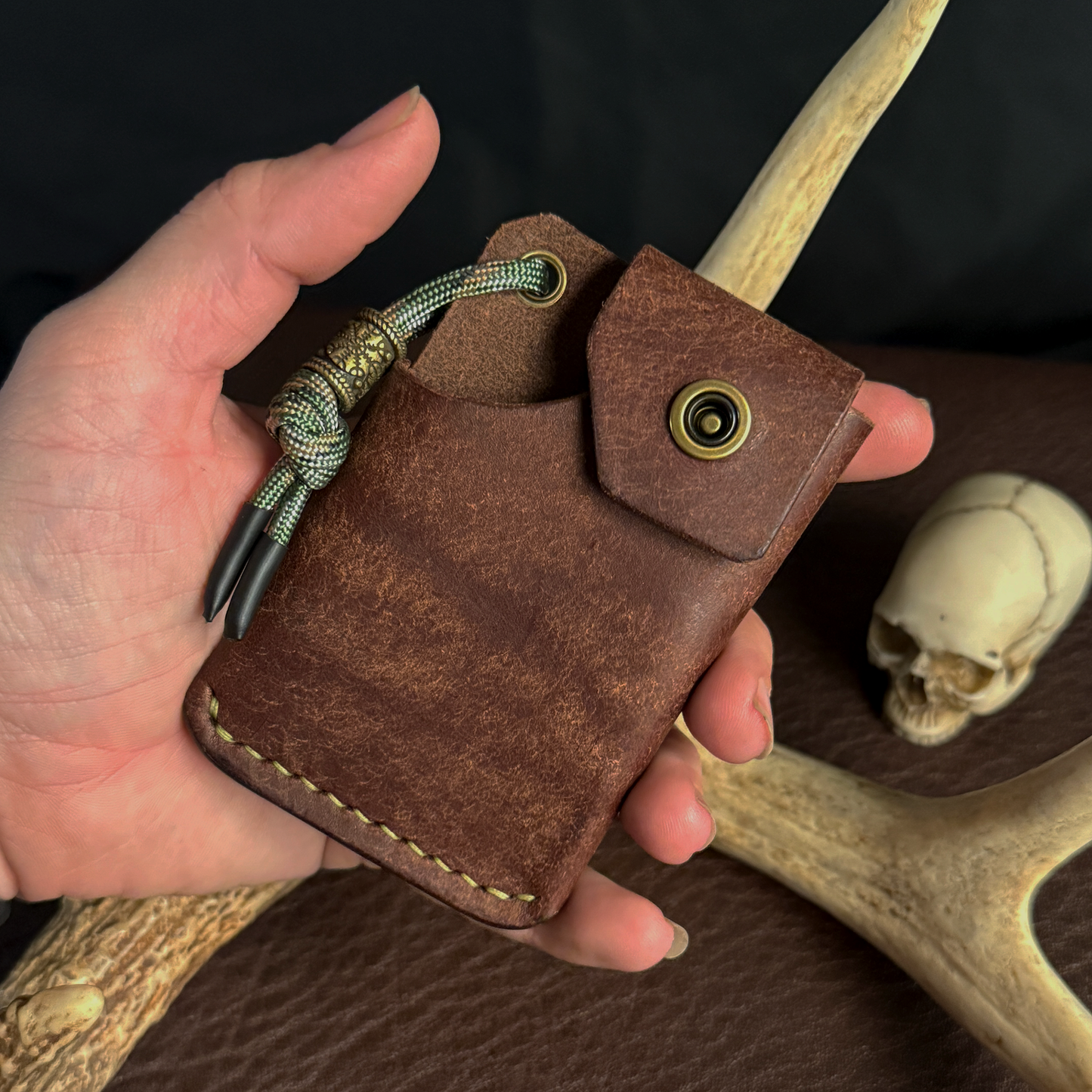 Tauren EDC Wallet Dark Brown Pueblo. Olive Green Buttero Pocket. Olive Green Stitch. #195