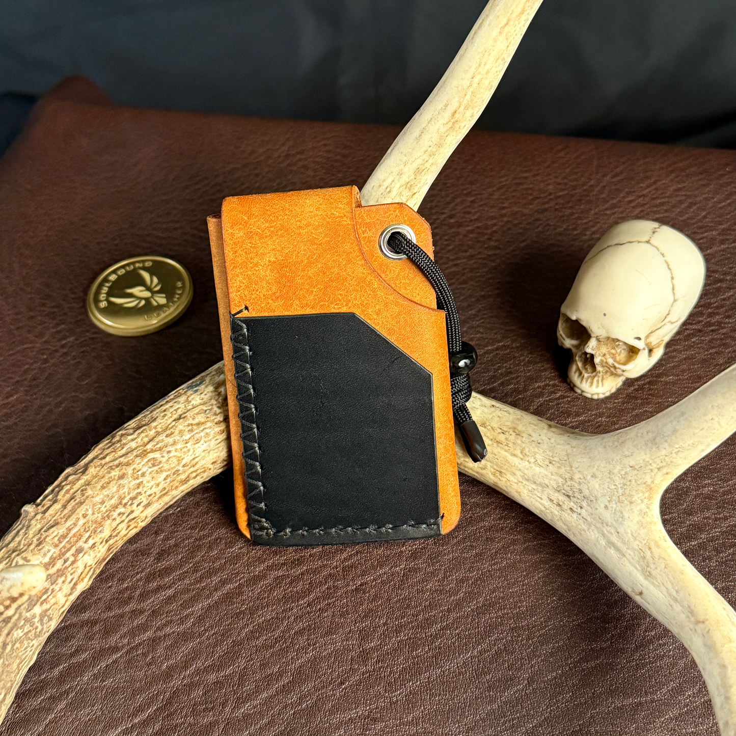 Tauren EDC Wallet Olmo Pueblo. Black Buttero Pocket. Black Stitch. #191