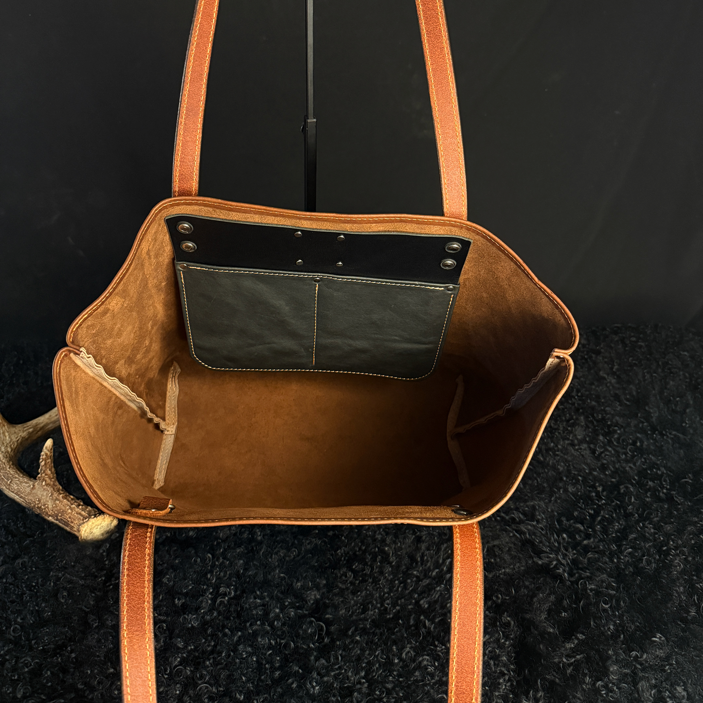 Dustwalker Tote - Rustwood Brown with Midnight Black Pocket #201