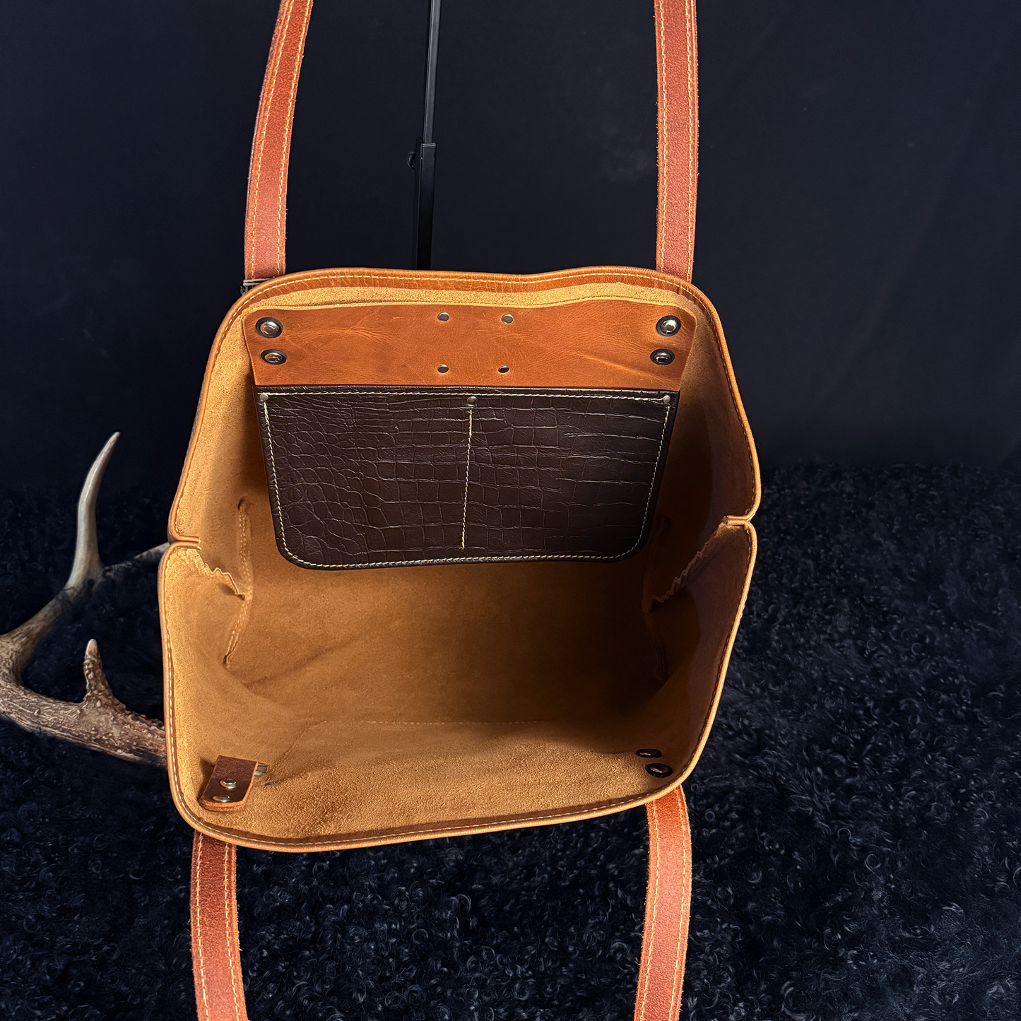 Dustwalker Tote - Wheaten Brown with Dark Embossed Pocket #199