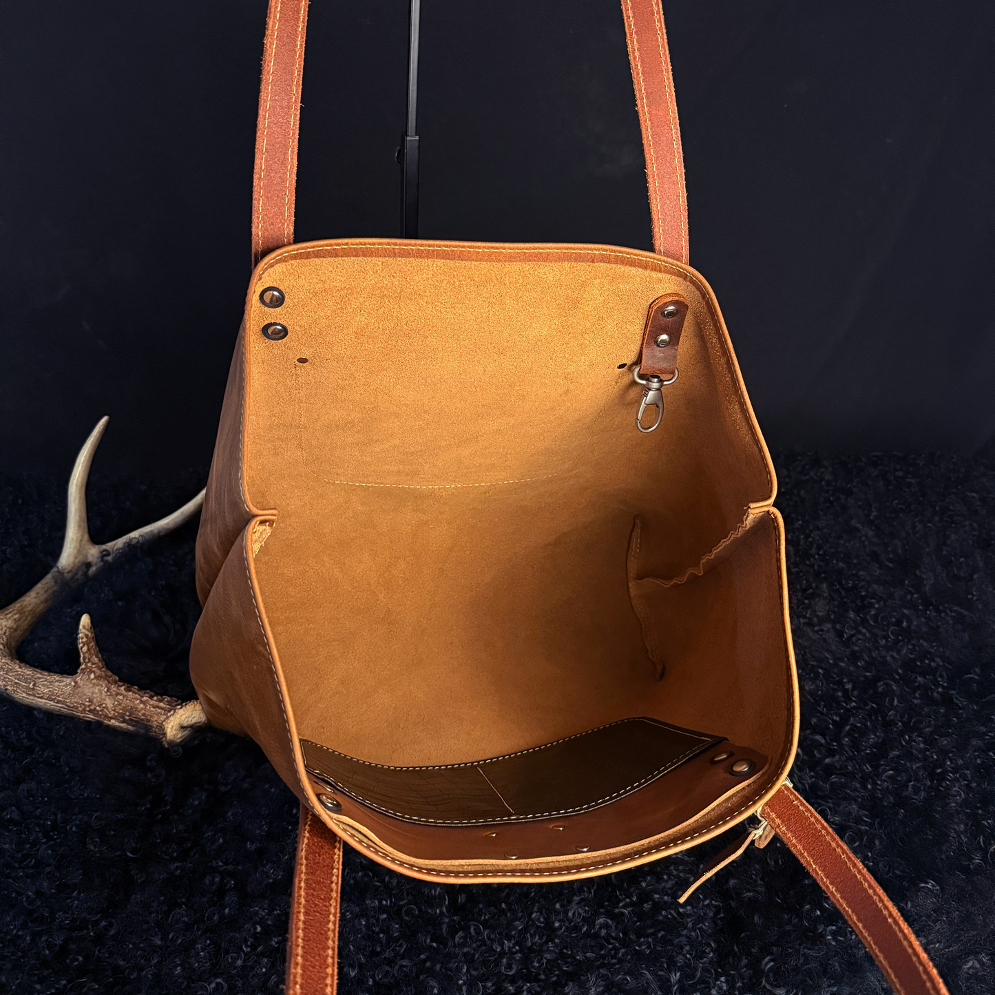 Dustwalker Tote - Wheaten Brown with Dark Embossed Pocket #199