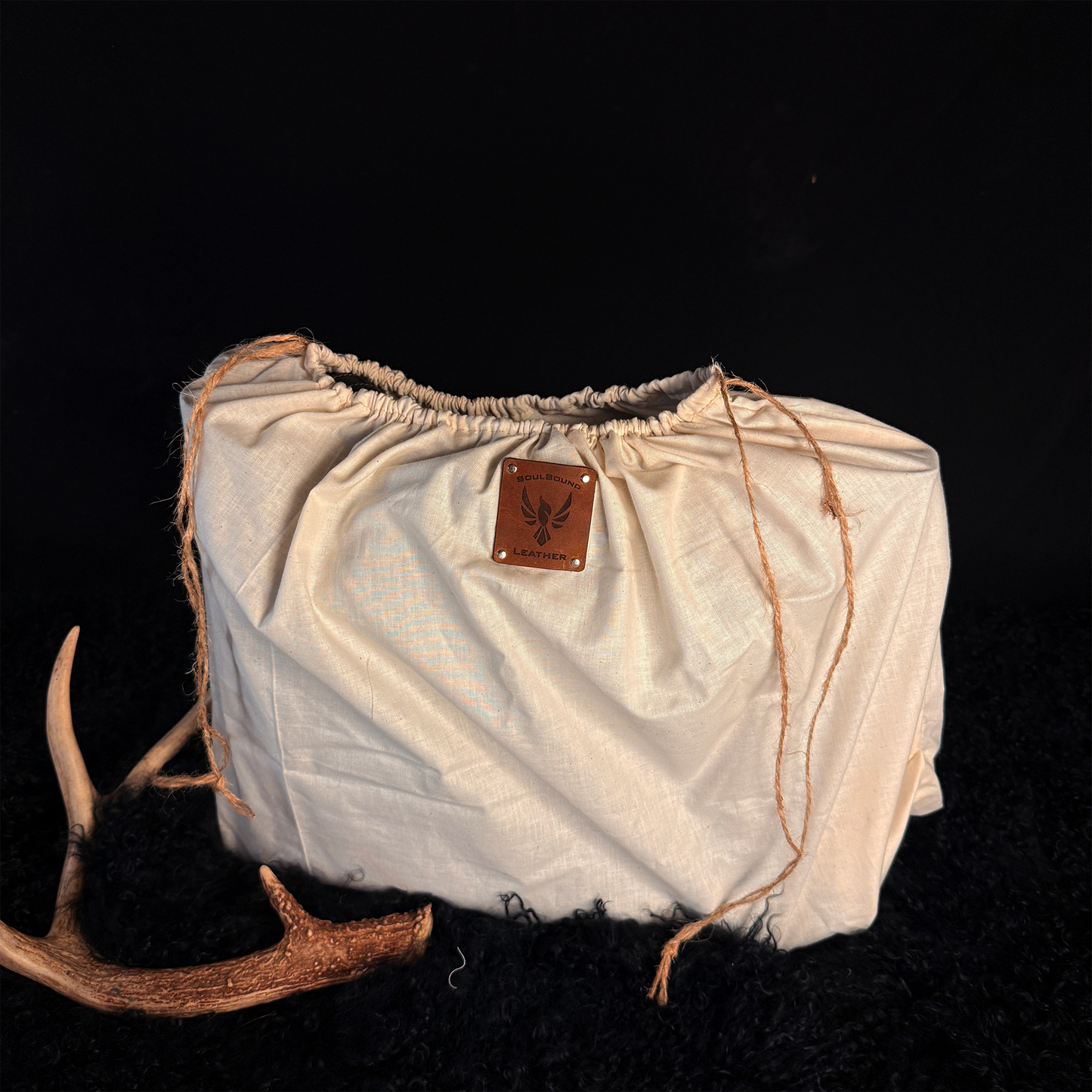 Dustwalker Tote - Deep Pull-up Umber Brown with Wheaten Pocket #200