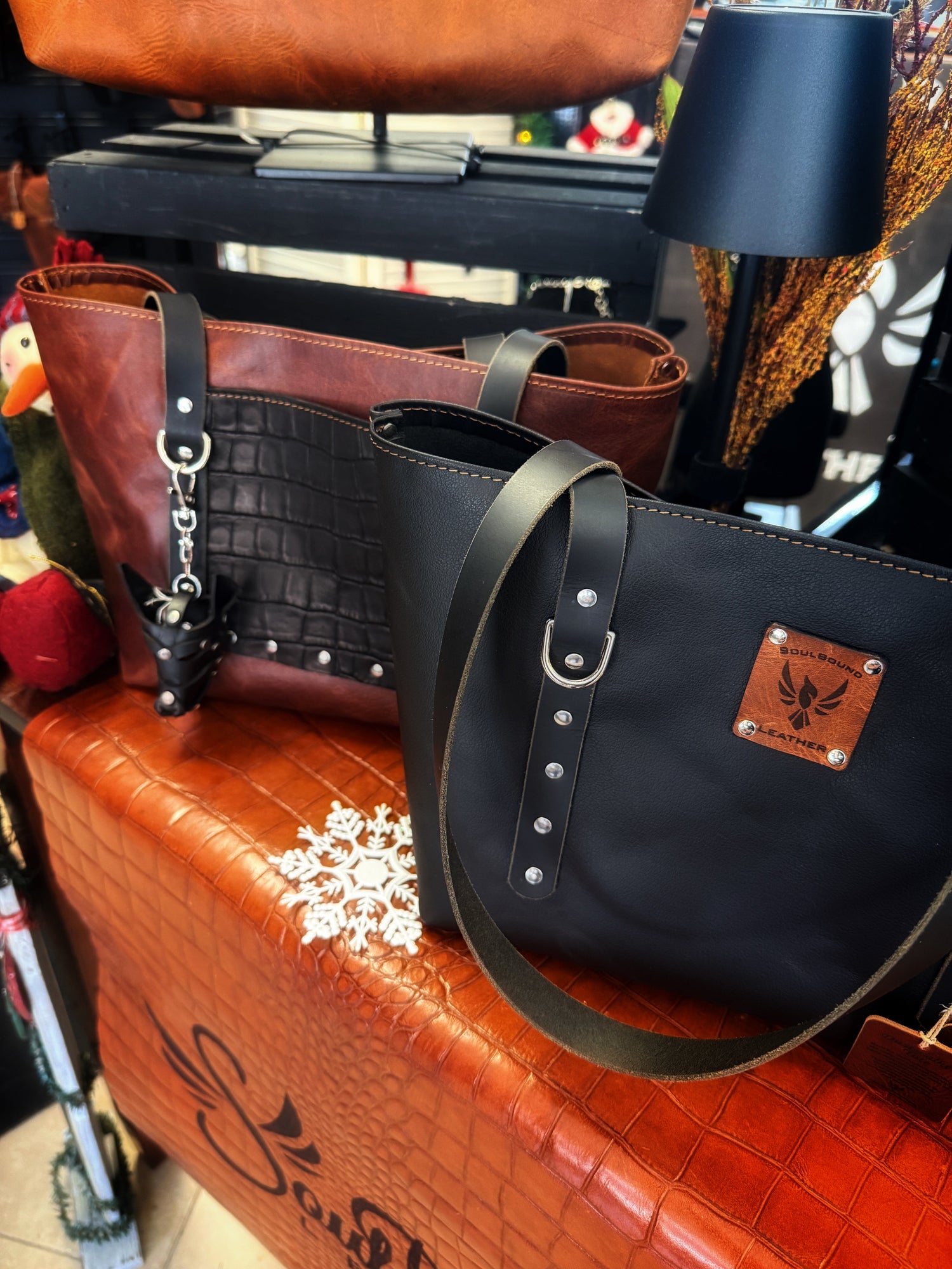 Small Dustwalker Tote Drop - Winter 2025