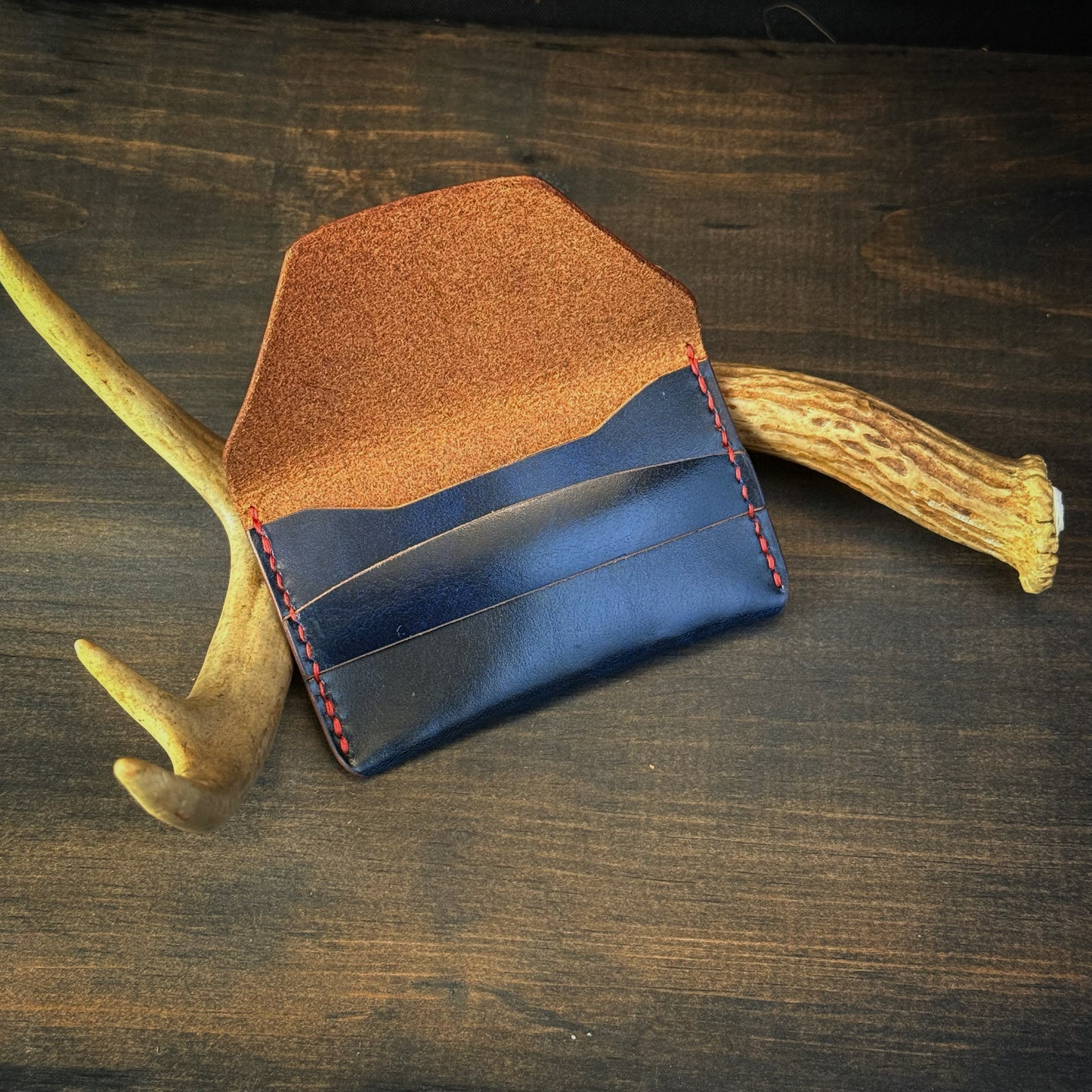 The Hunter Card Wallet Horizontal. Mottled Blue. Red Stitch #101