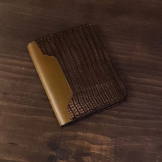 Lizard Compact Wallet. Brown and Olive. 64